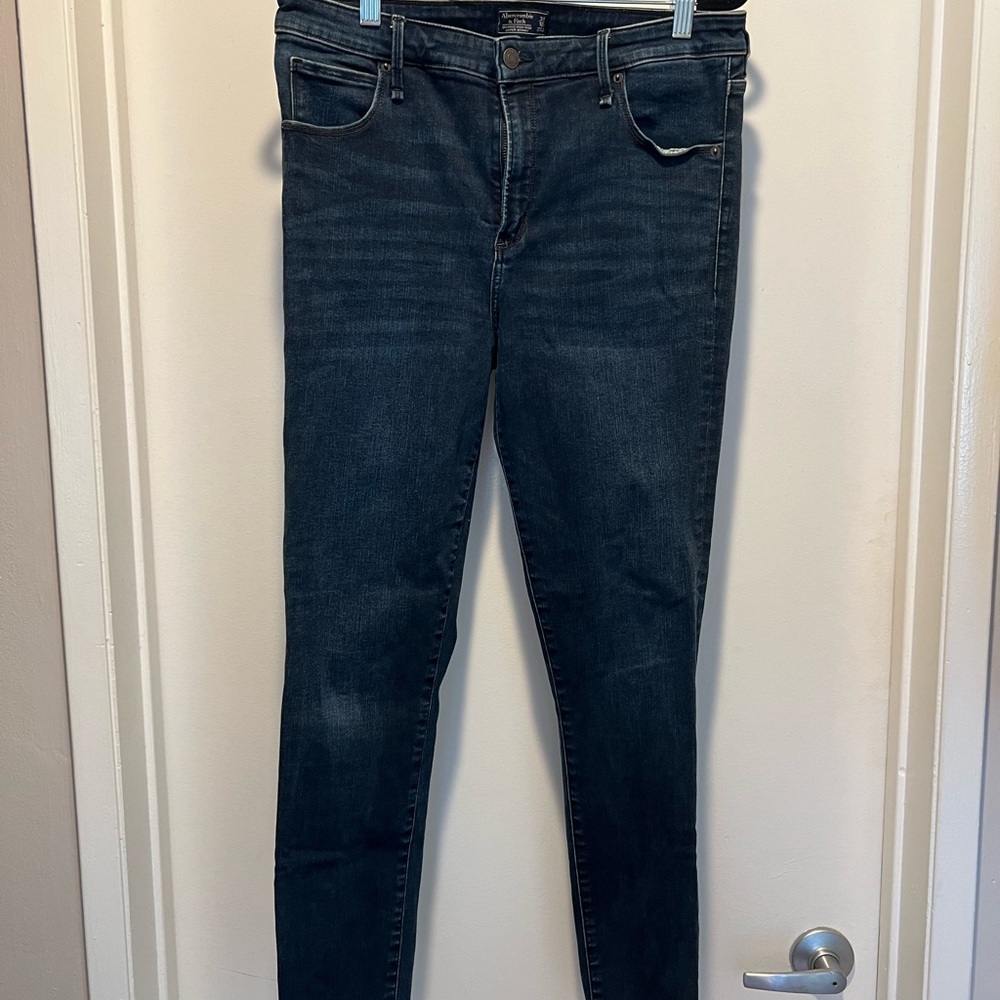 Abercrombie & Fitch Dark Wash Simone High Rise Super Skinny Jeans 31/12 regular